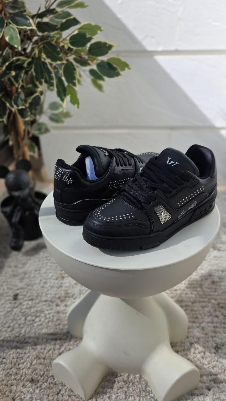Louis Vuitton Runner Sneakers