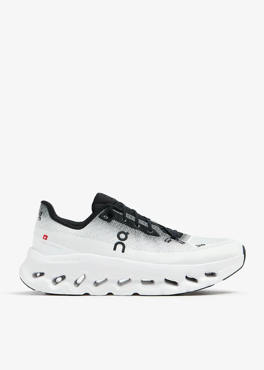 Cloudtilt Low-top Sneakers in Mesh