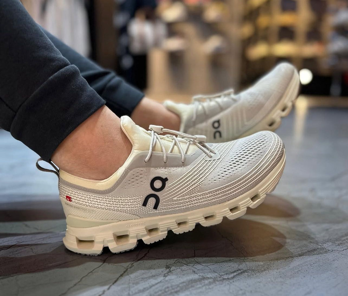On Cloud X Z5 ‘Beige’