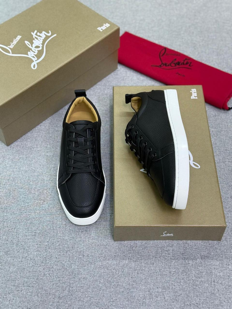 Christian Louboutin Louis Junior Grained Leather Sneakers(Black)