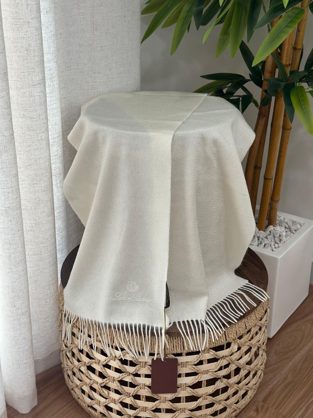 Loro Piana Grande Unita Scarf (White)
