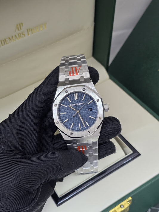 Audemars Piguet Royal Oak Selfwinding (Bleu Nuit Nuage 50 / Blue Dial)