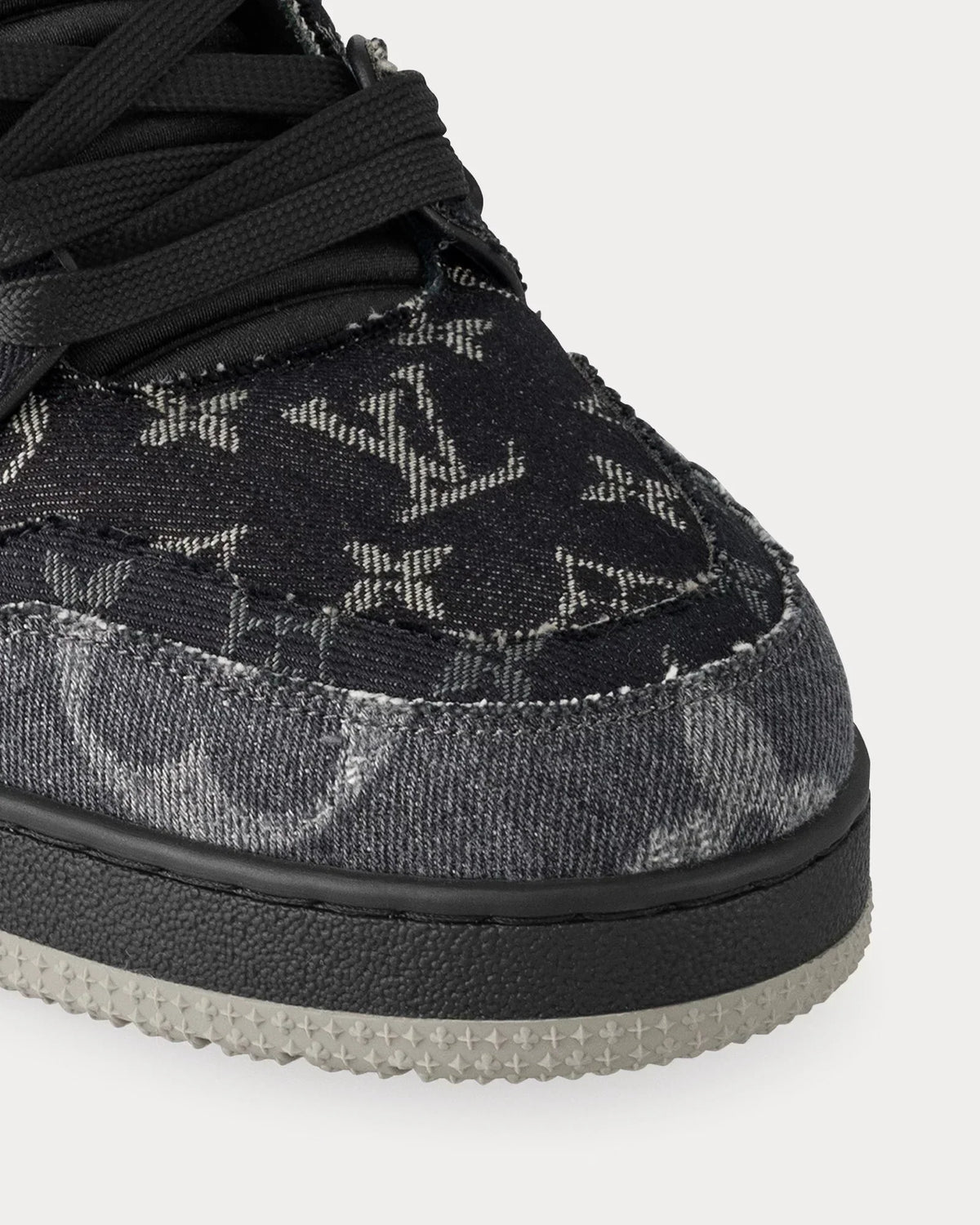 Louis Vuitton – LV Trainer Monogram Denim Black Low Top Sneakers